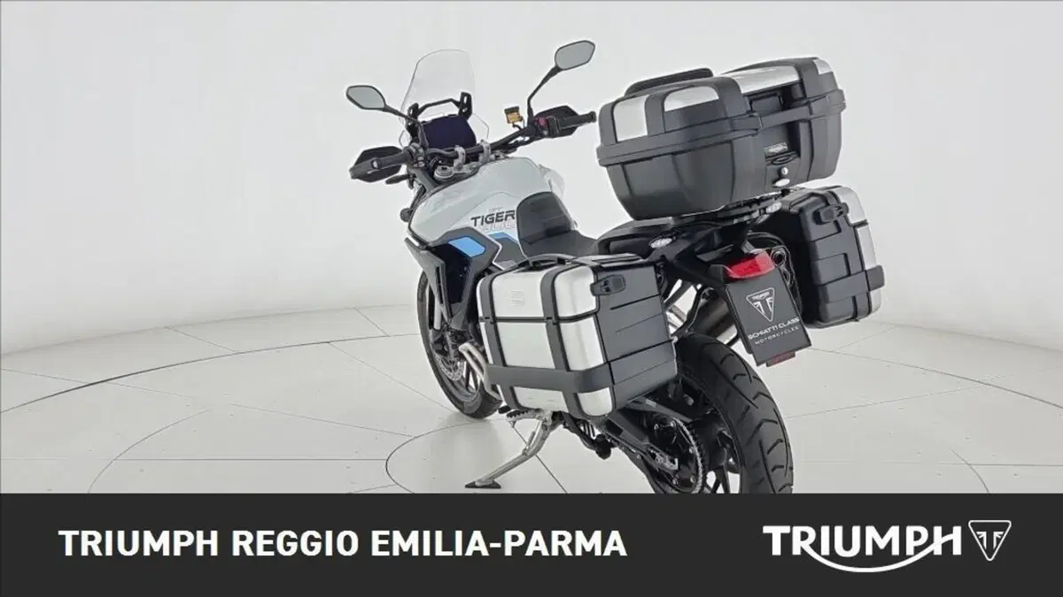 Triumph Tiger 900 Alpine Special Edition (2026) (3)