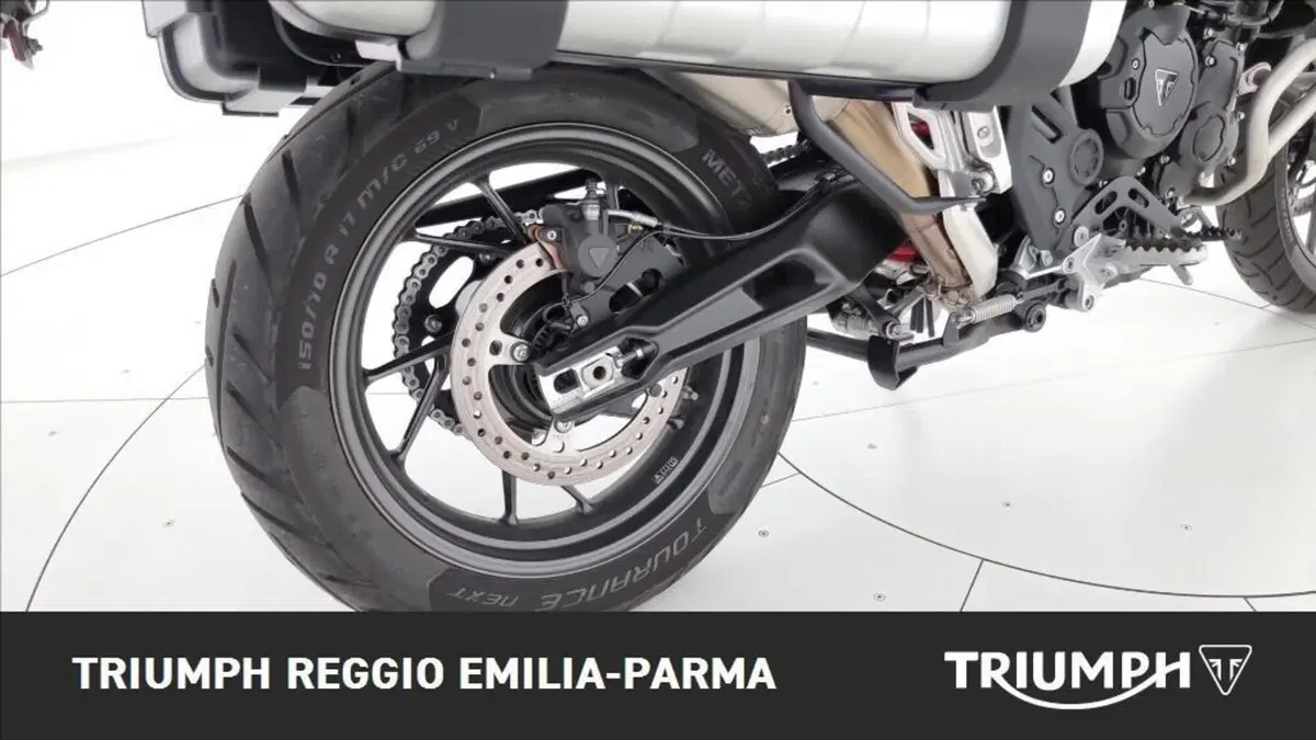 Triumph Tiger 900 Alpine Special Edition (2026) (16)