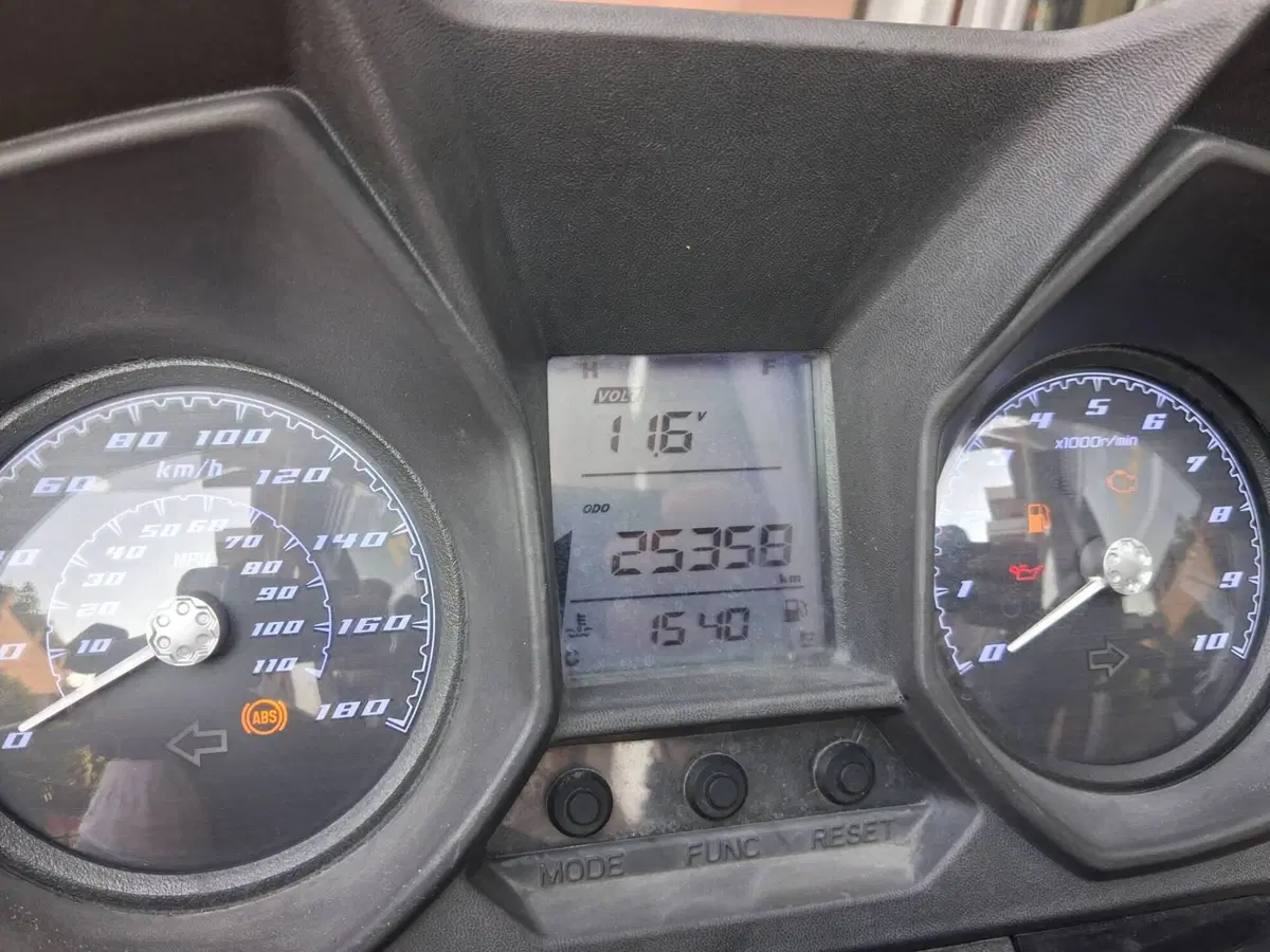Kymco Downtown 350i ABS (2016 - 20) (4)