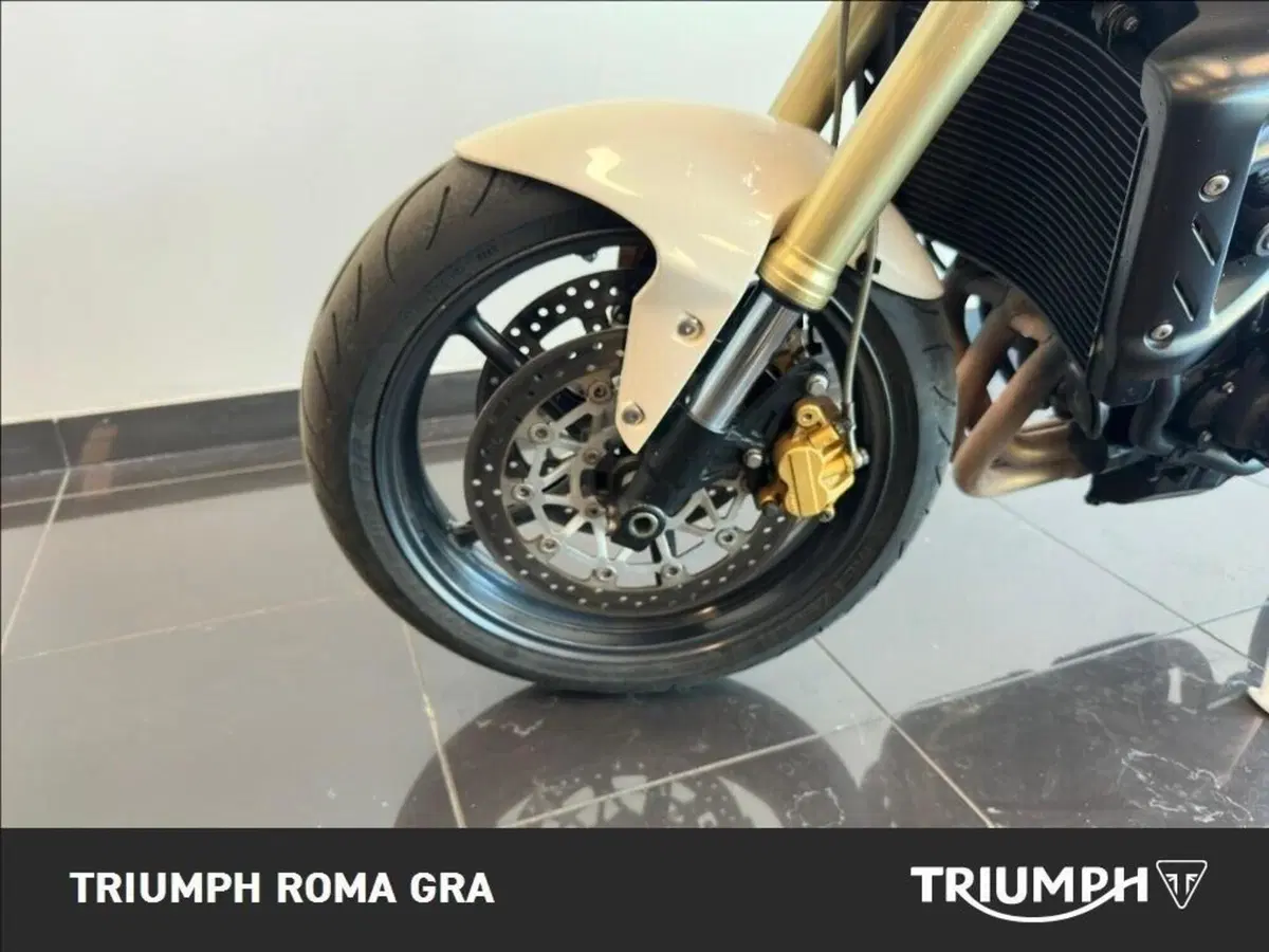 Triumph Street Triple (2007 - 12) (11)
