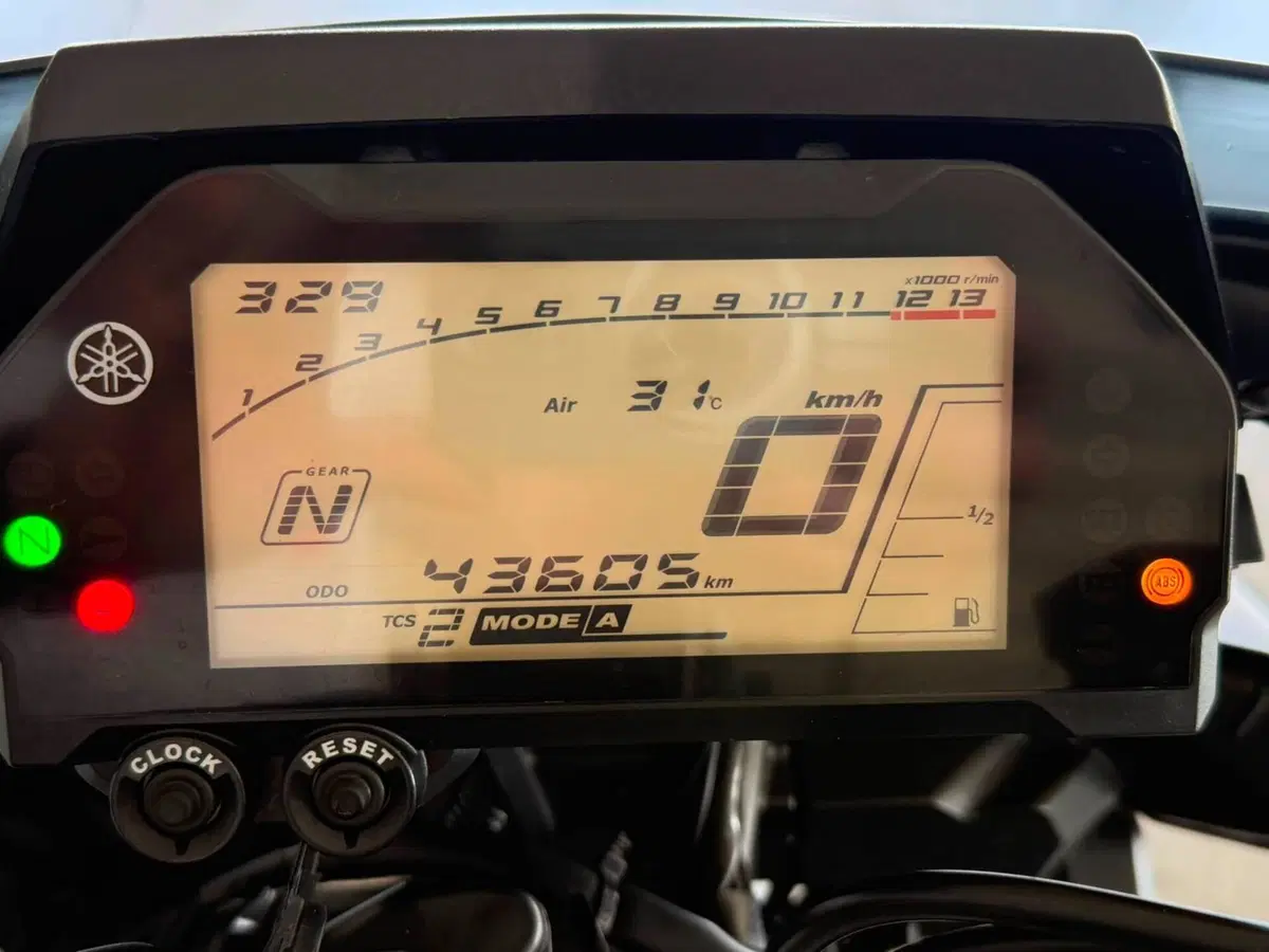 Yamaha MT-10 (2017 - 20) (2)