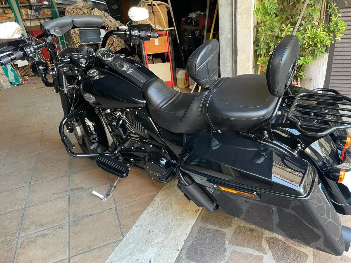 Harley-Davidson Road King Special (2021 - 25) (3)