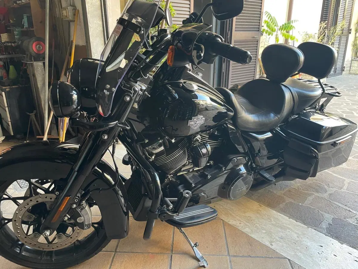Harley-Davidson Road King Special (2021 - 25) (4)