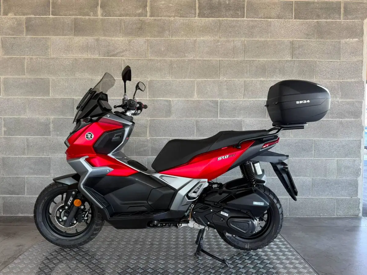 Voge Sfida SR1 ADV (2023 - 26) (2)
