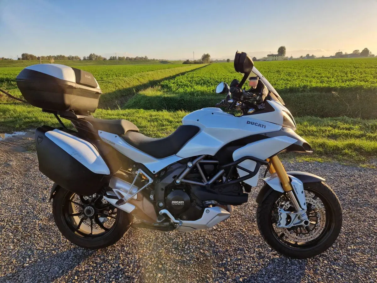 Ducati Multistrada 1200 S Touring (2010 - 12) (3)
