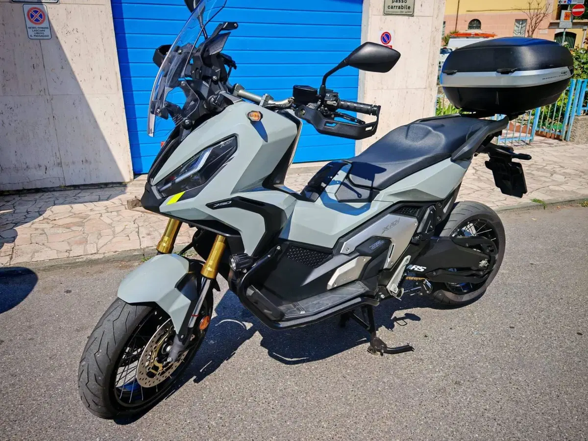 Honda X-ADV 750 DCT (2021 - 24) (11)