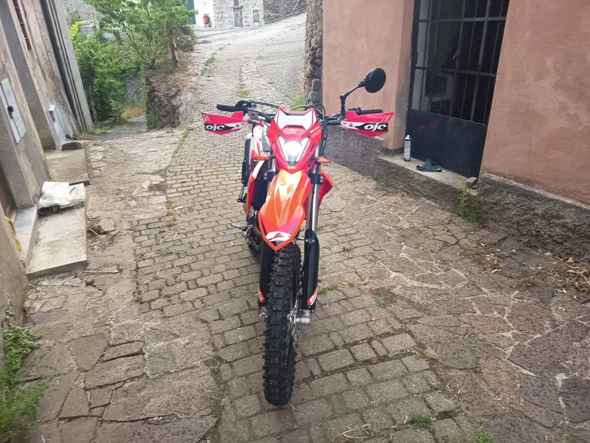 Betamotor RR 125 4T Enduro LC (2021 - 23) (5)