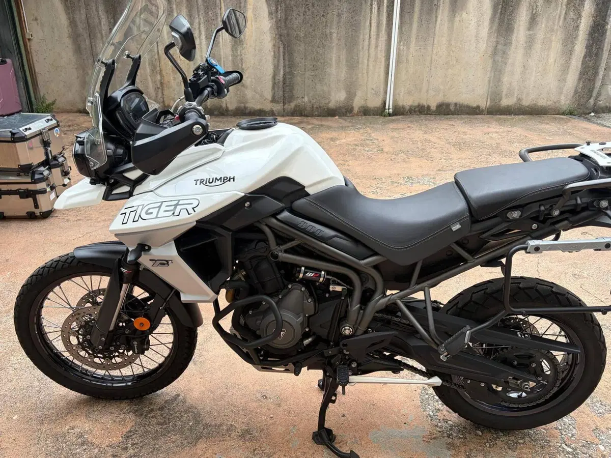 Triumph Tiger 800 XC (2018) (4)