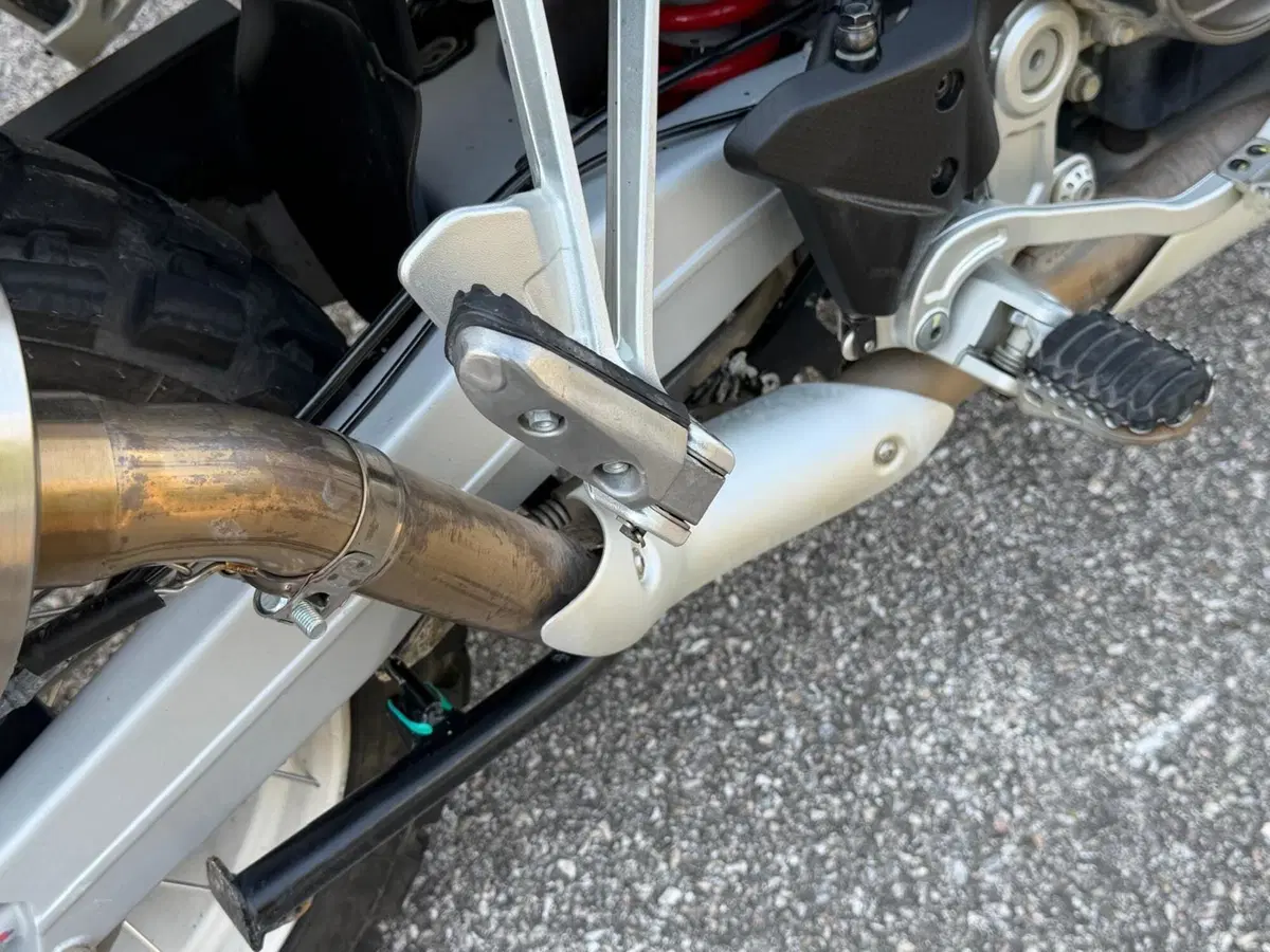 Aprilia Tuareg 660 (2022 - 24) (7)
