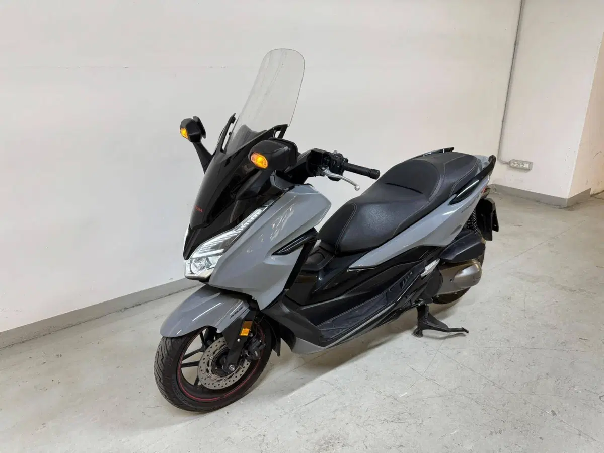 Honda Forza 300 ABS (2018 - 20) (2)