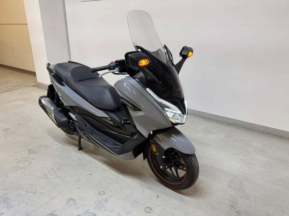 Honda Forza 300 ABS (2018 - 20) (4)