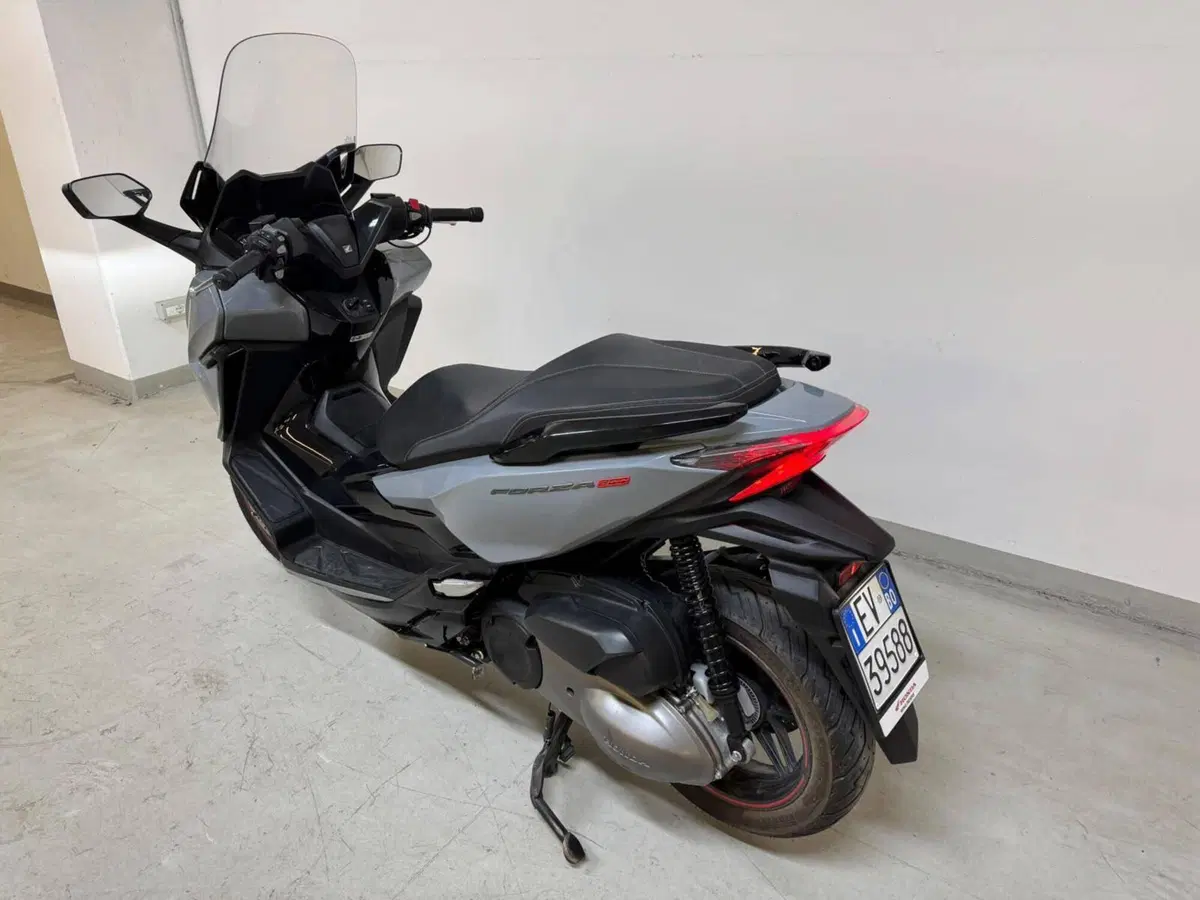 Honda Forza 300 ABS (2018 - 20) (8)