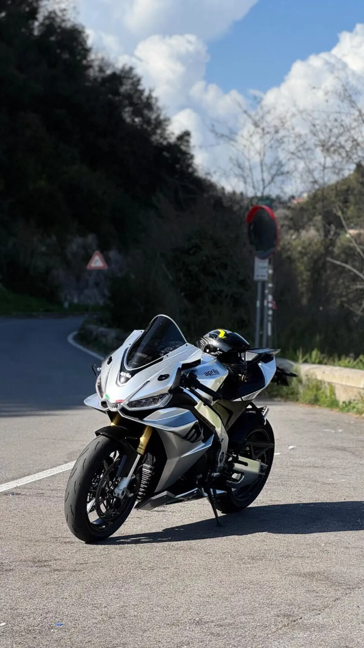 Aprilia RSV4 1100 (2021 - 24) (3)