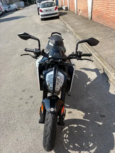KTM 790 Duke L (2023 - 24) usata