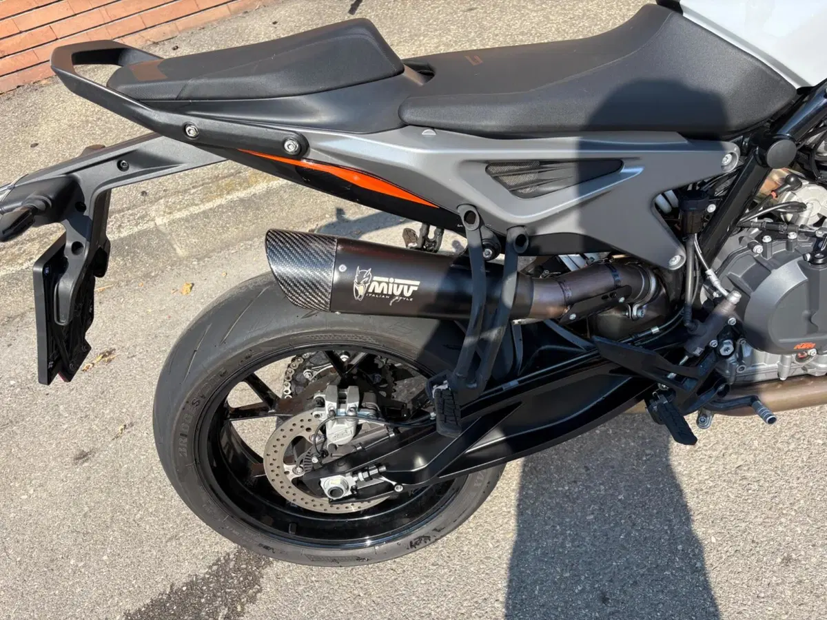 KTM 790 Duke L (2023 - 24) (6)