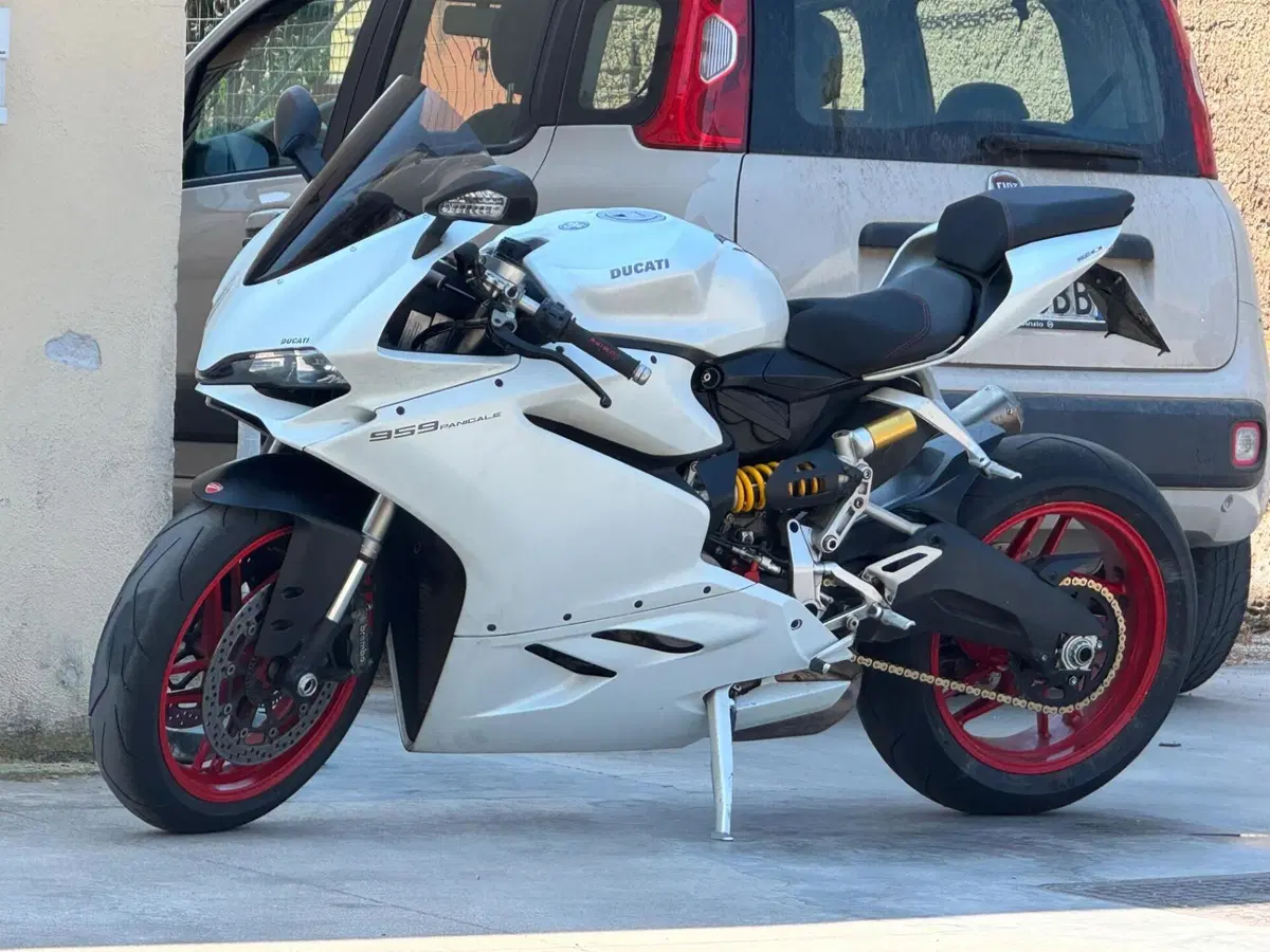 Ducati 959 Panigale (2016 - 19)