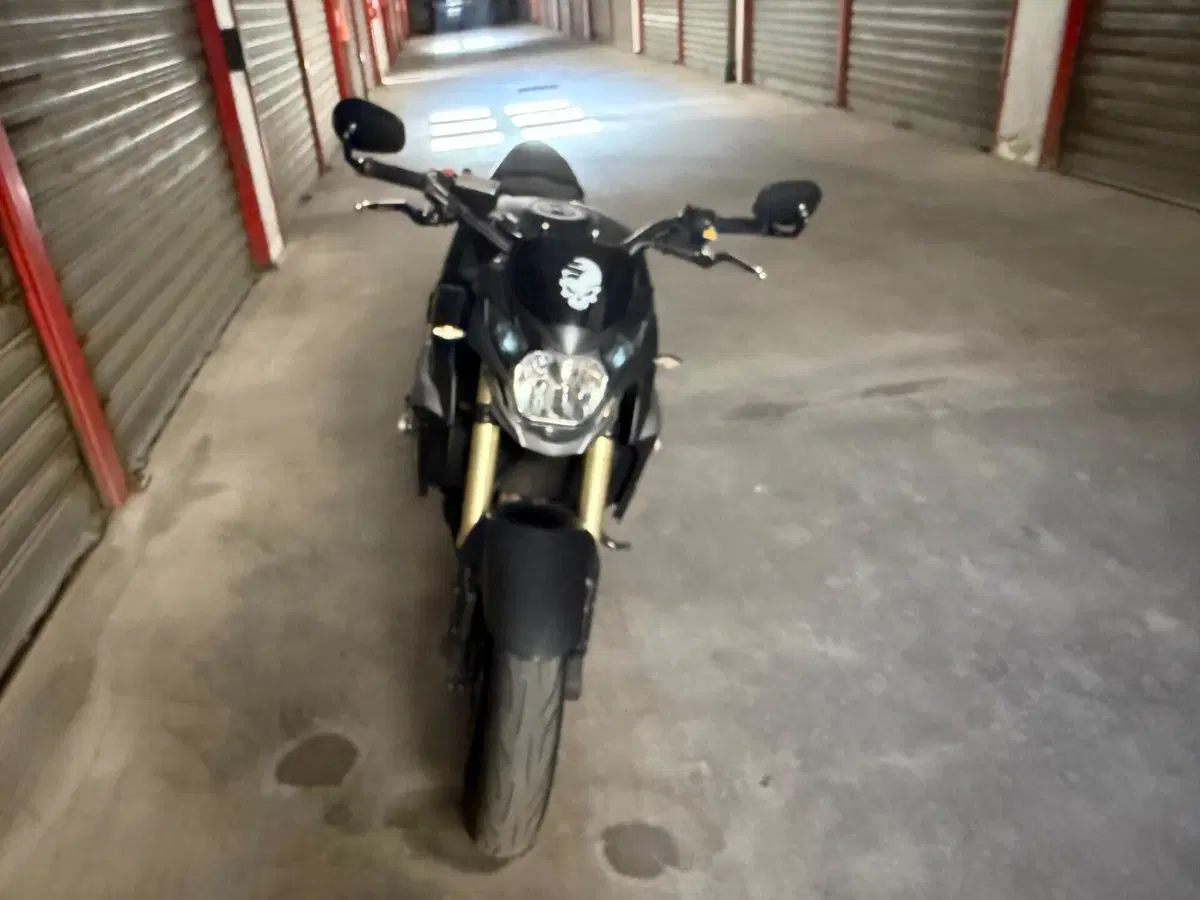 Suzuki GSR 750 Z SP ABS (2015 - 16) (3)