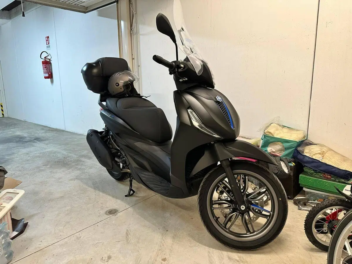 Piaggio Beverly 310 S (2025 - 26)