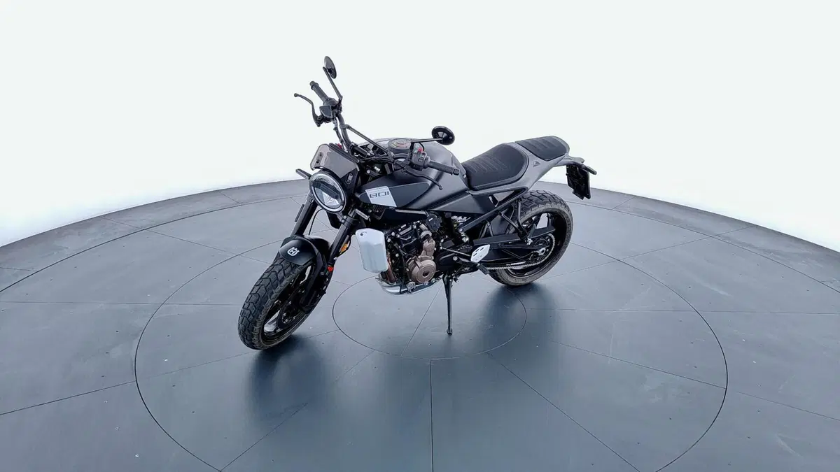 Husqvarna Svartpilen 801 (2024 - 26) (10)
