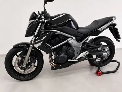 Kawasaki ER-6N (2009 - 11) usata