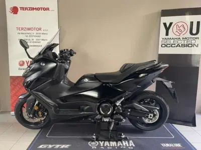 Yamaha T-Max 560 Tech Max (2022 - 24) usata