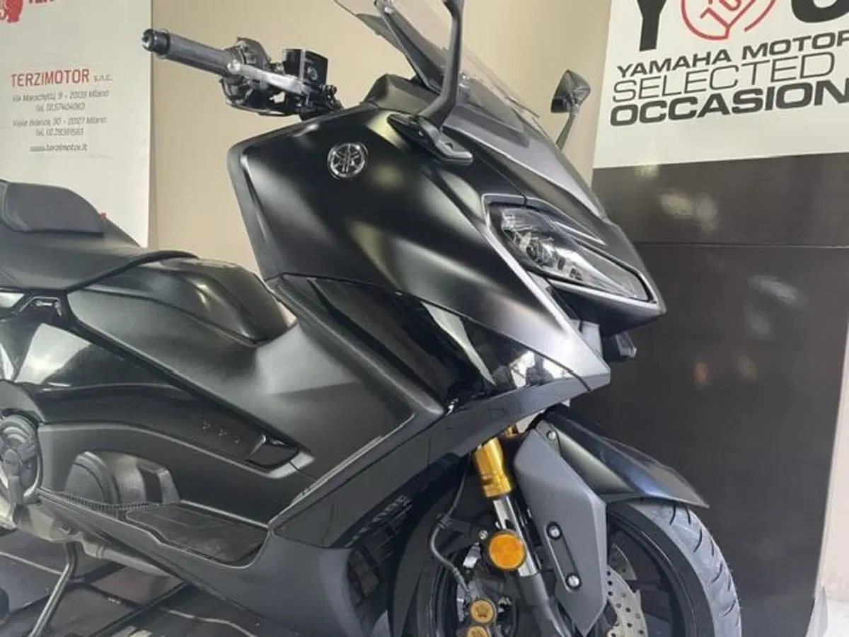 Yamaha T-Max 560 Tech Max (2022 - 24) (3)
