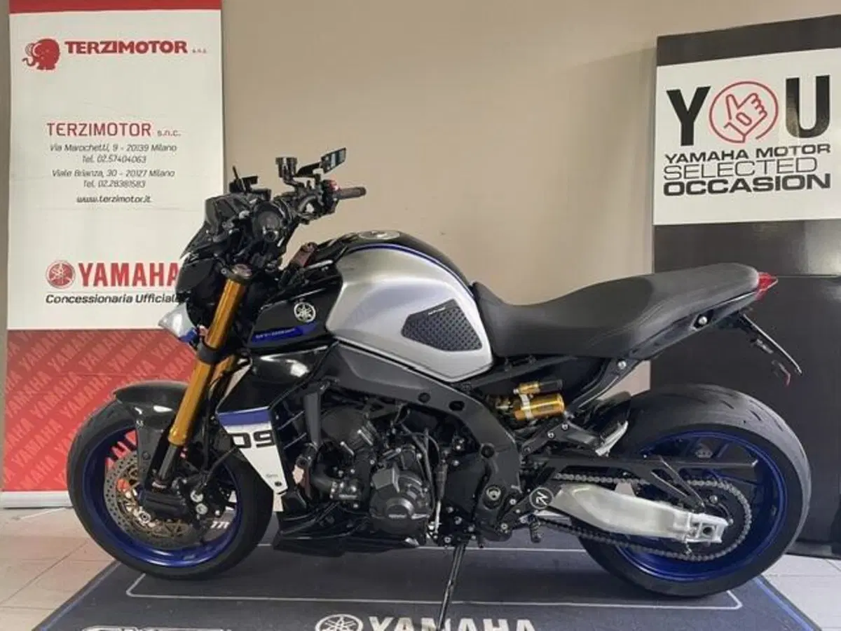 Yamaha MT-09 SP (2021 - 23)