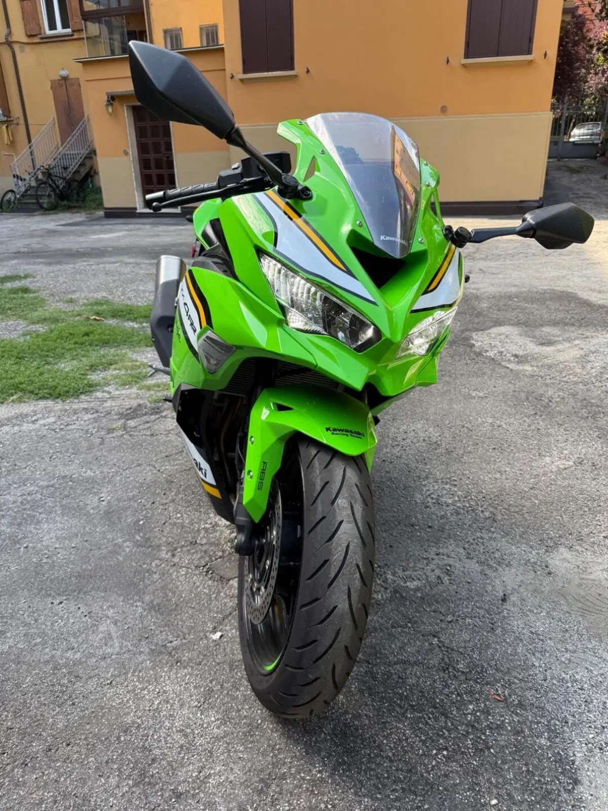 Kawasaki Ninja ZX-4RR (2024 - 26)