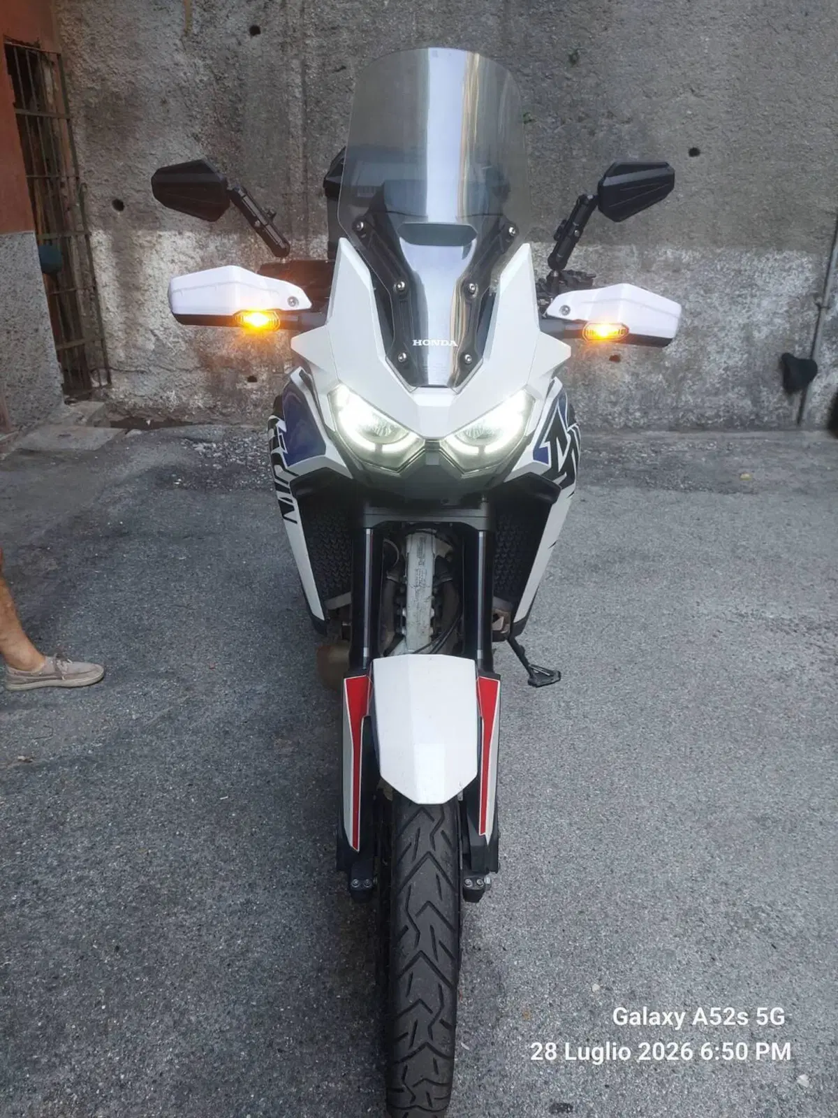 Honda Africa Twin CRF 1100L Urban (2022 - 23) (2)