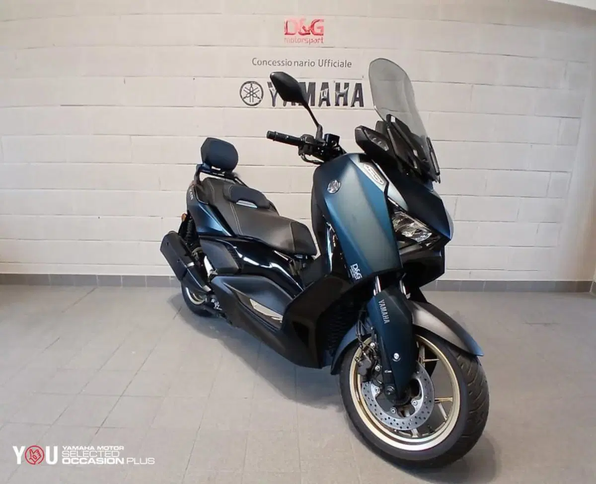 Yamaha X-Max 300 Tech Max (2021 - 24) (2)