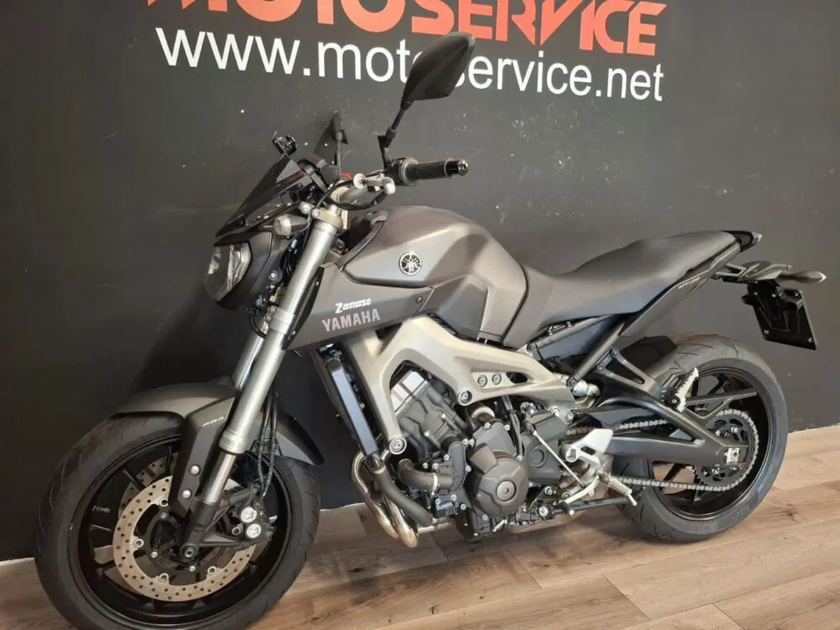 Yamaha MT-09 (2013 - 15) (2)