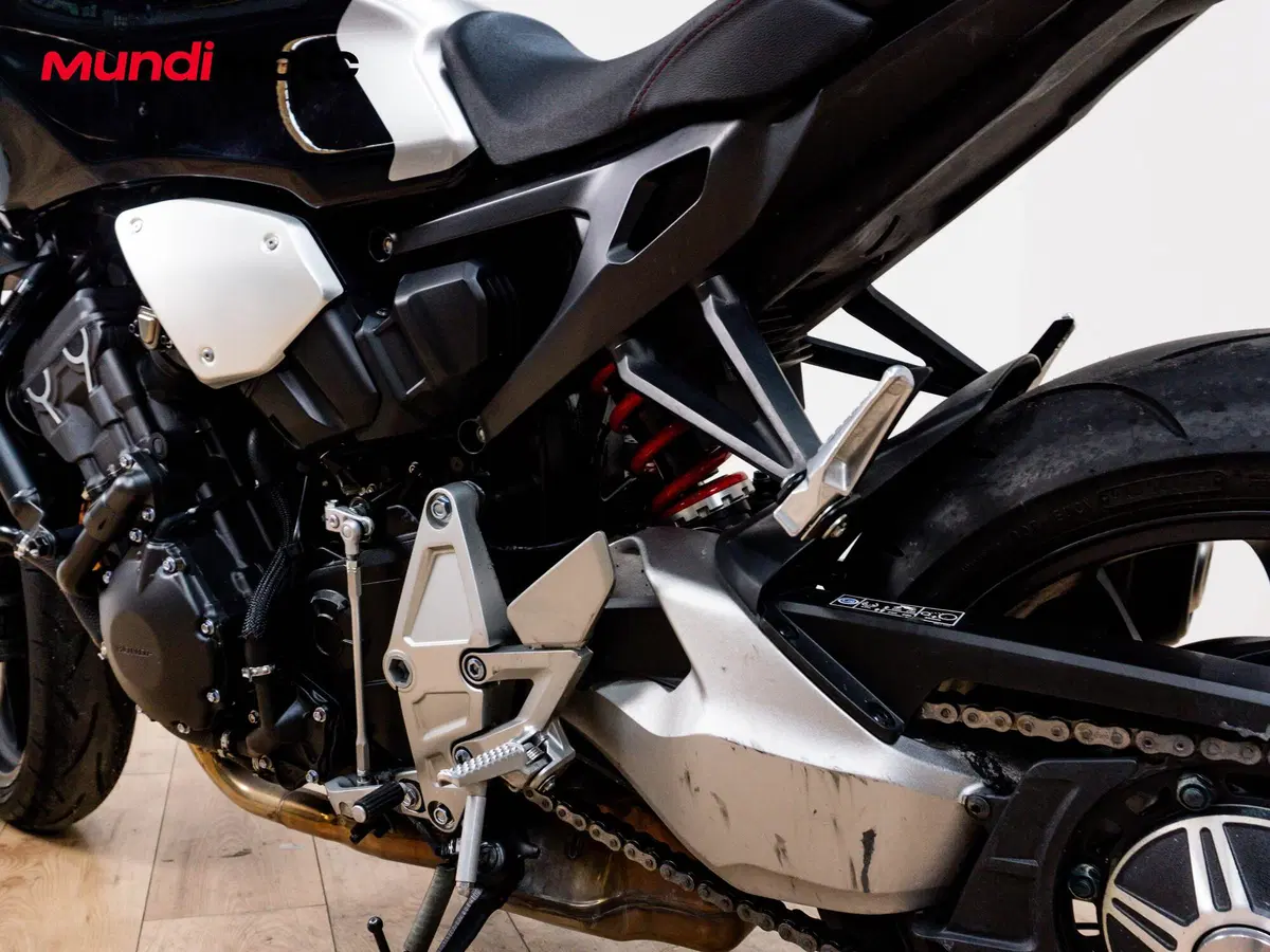 Honda CB 1000 R ABS (2011 - 17) (8)
