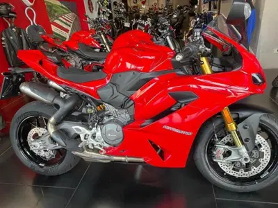 Ducati Panigale V2 S (2025 - 26) usata