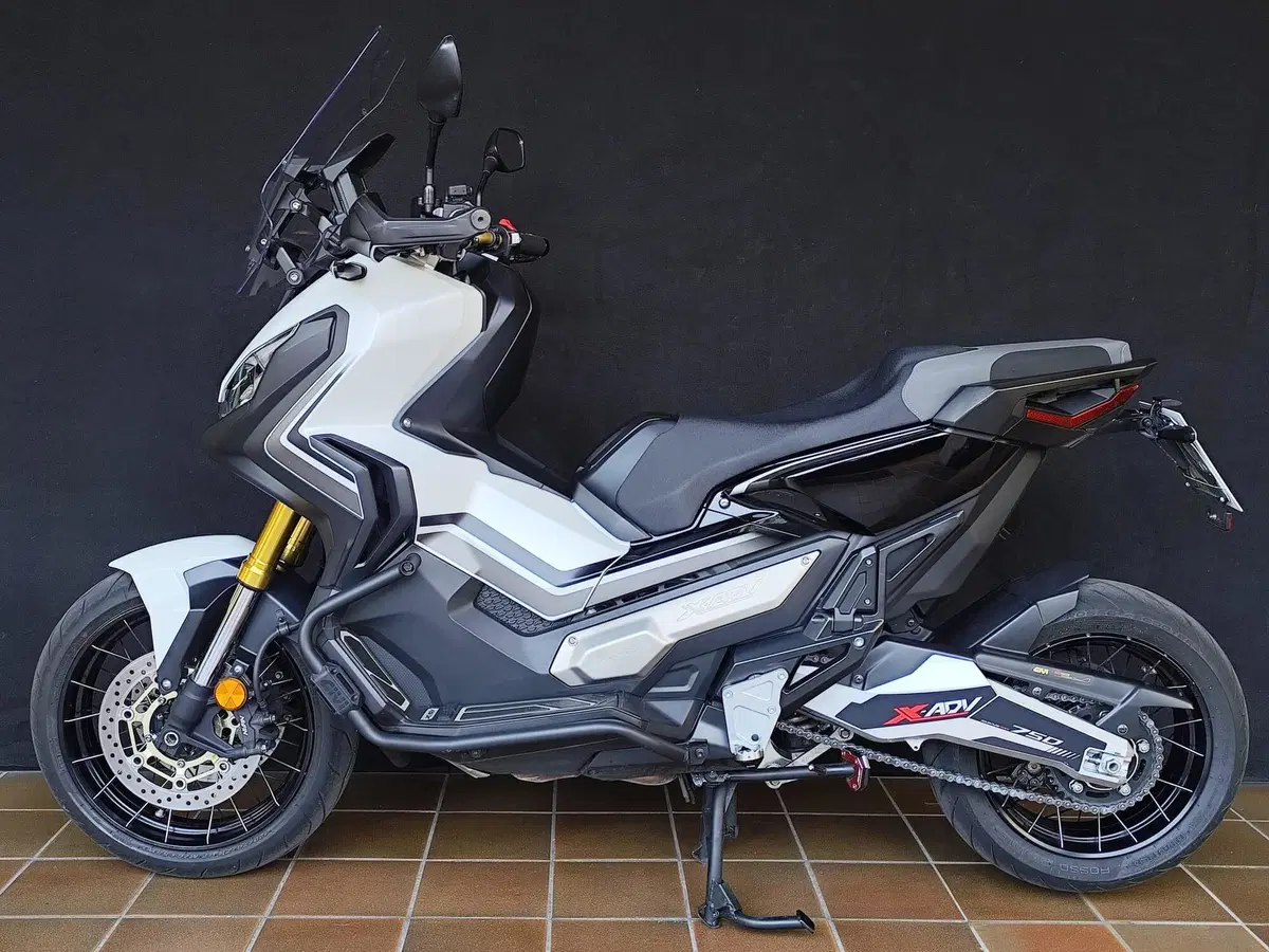 Honda X-ADV 750 (2018 - 20) (2)