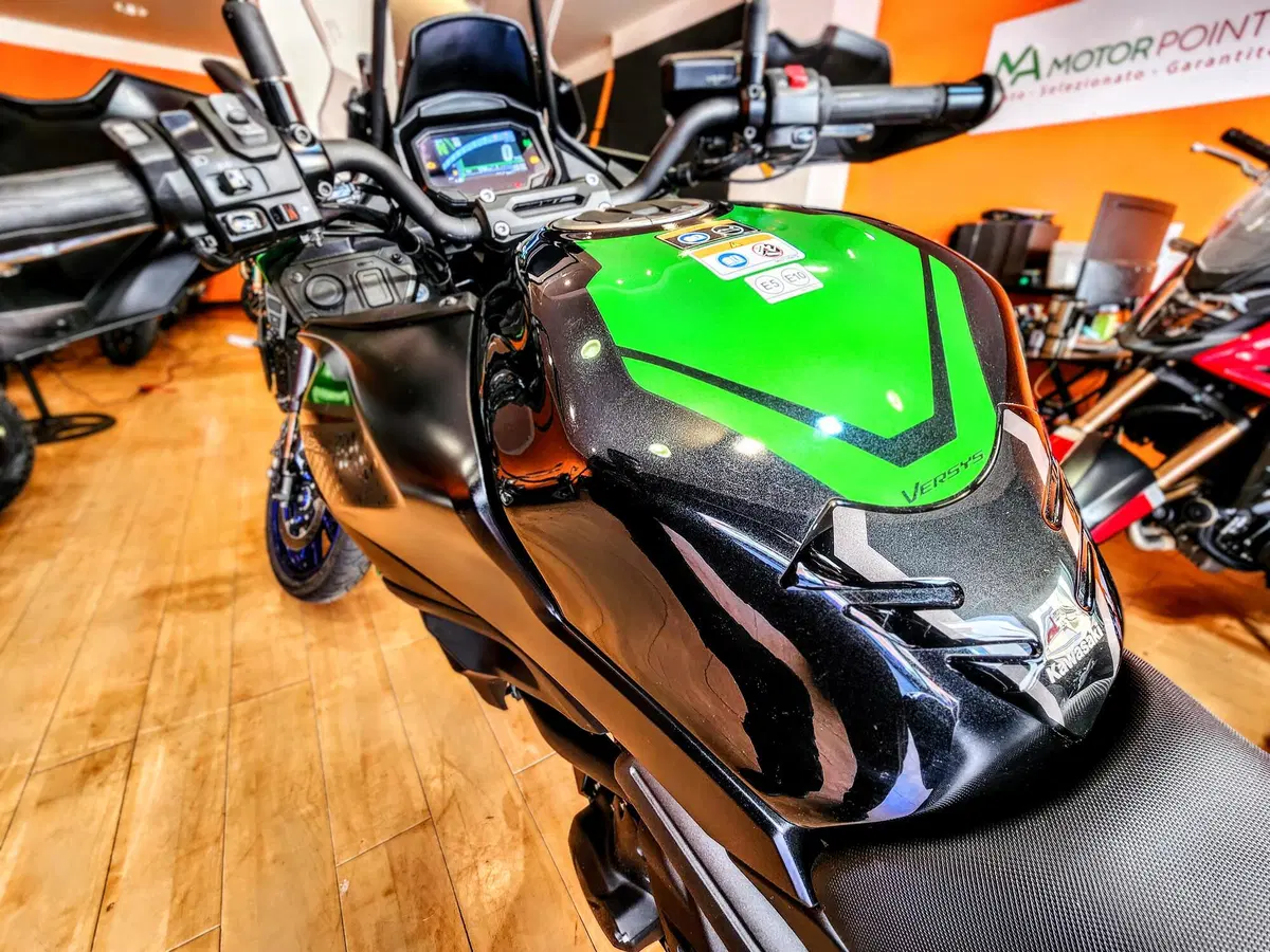 Kawasaki Versys 650 Tourer (2022 - 24) (10)