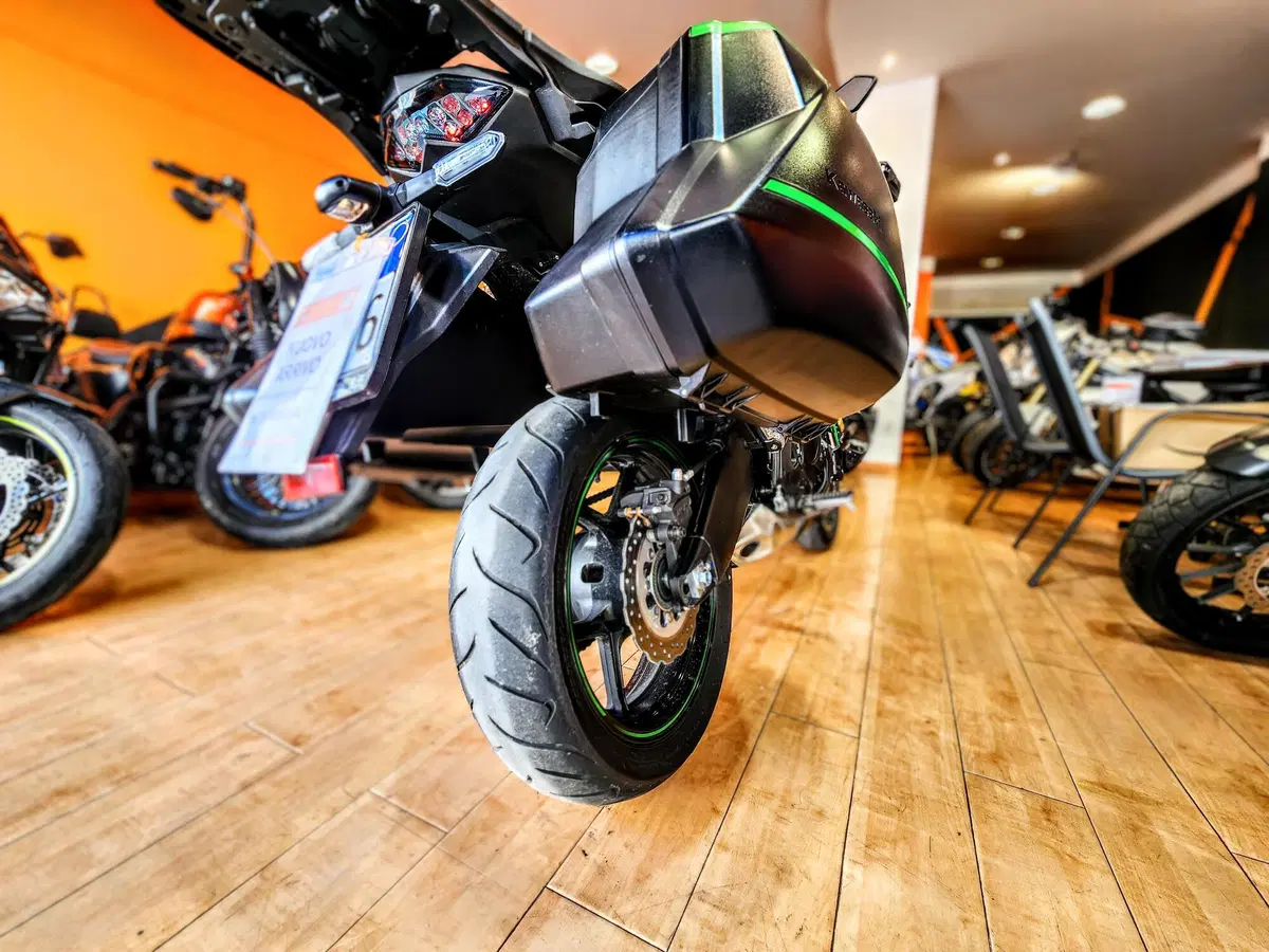 Kawasaki Versys 650 Tourer (2022 - 24) (14)