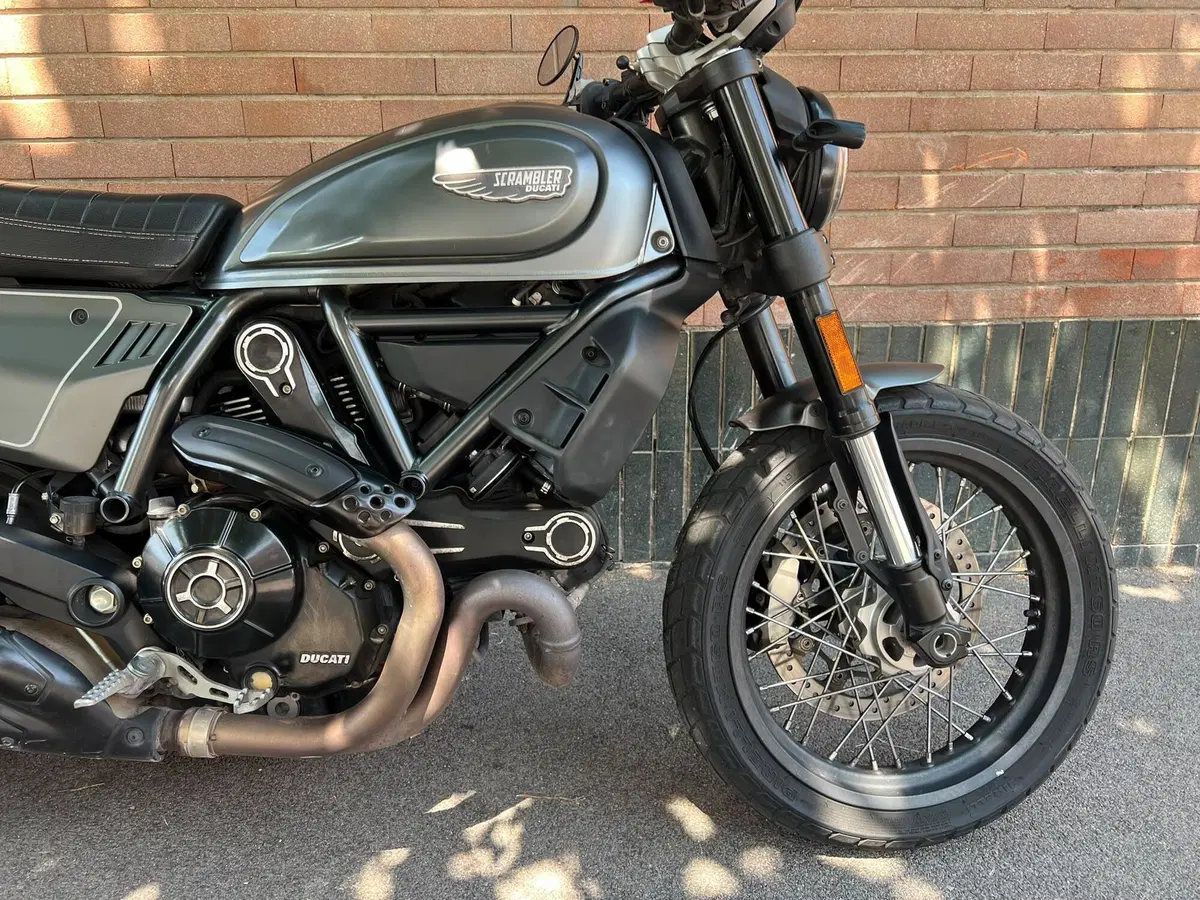 Ducati Scrambler 800 Night Shift (2021 - 22) (12)