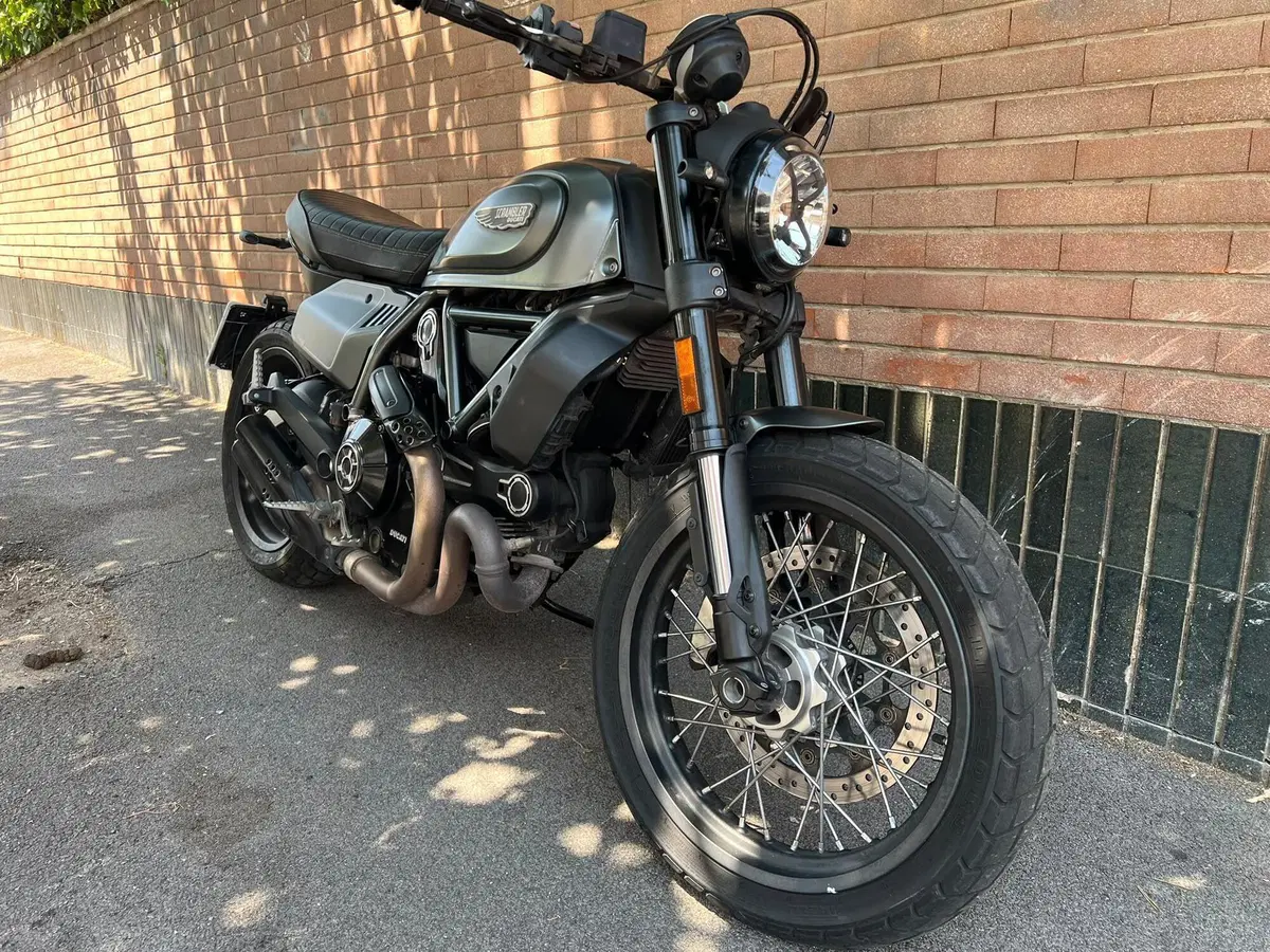Ducati Scrambler 800 Night Shift (2021 - 22) (14)