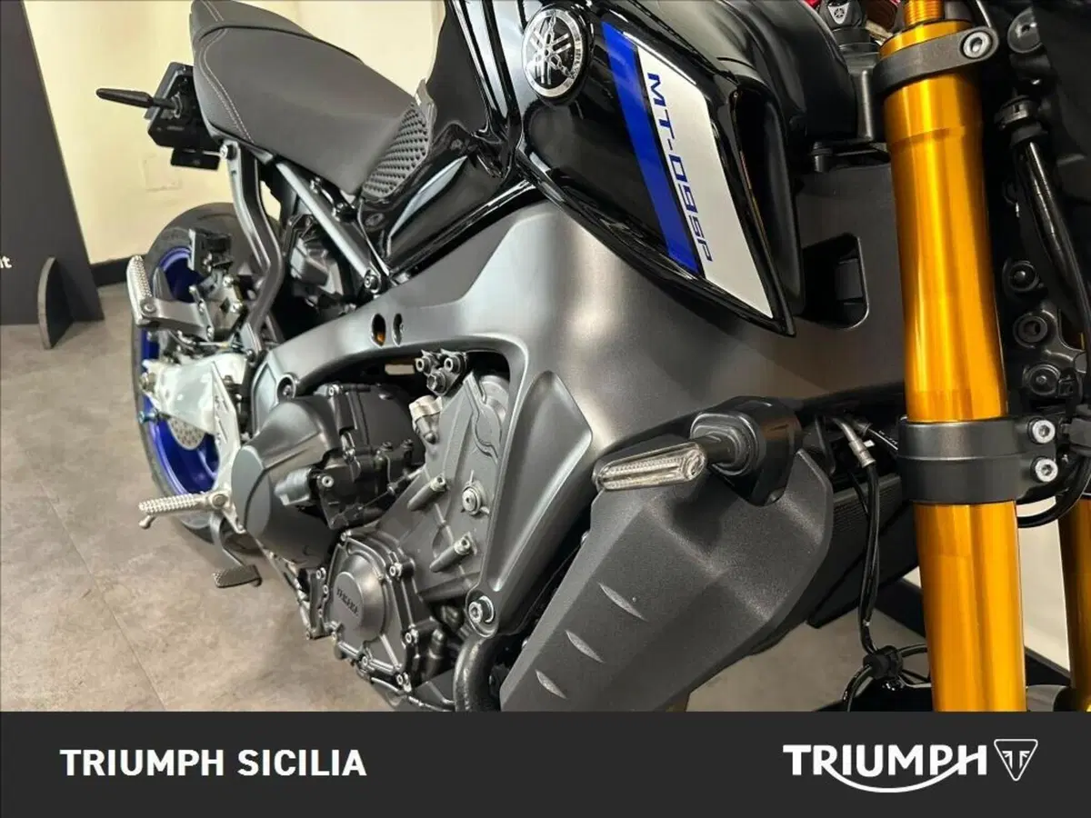 Yamaha MT-09 SP (2021 - 23) (7)