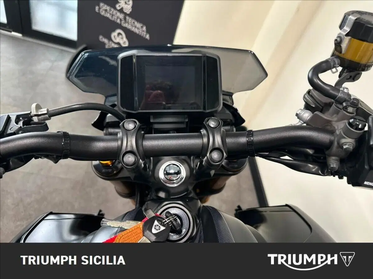 Yamaha MT-09 SP (2021 - 23) (14)