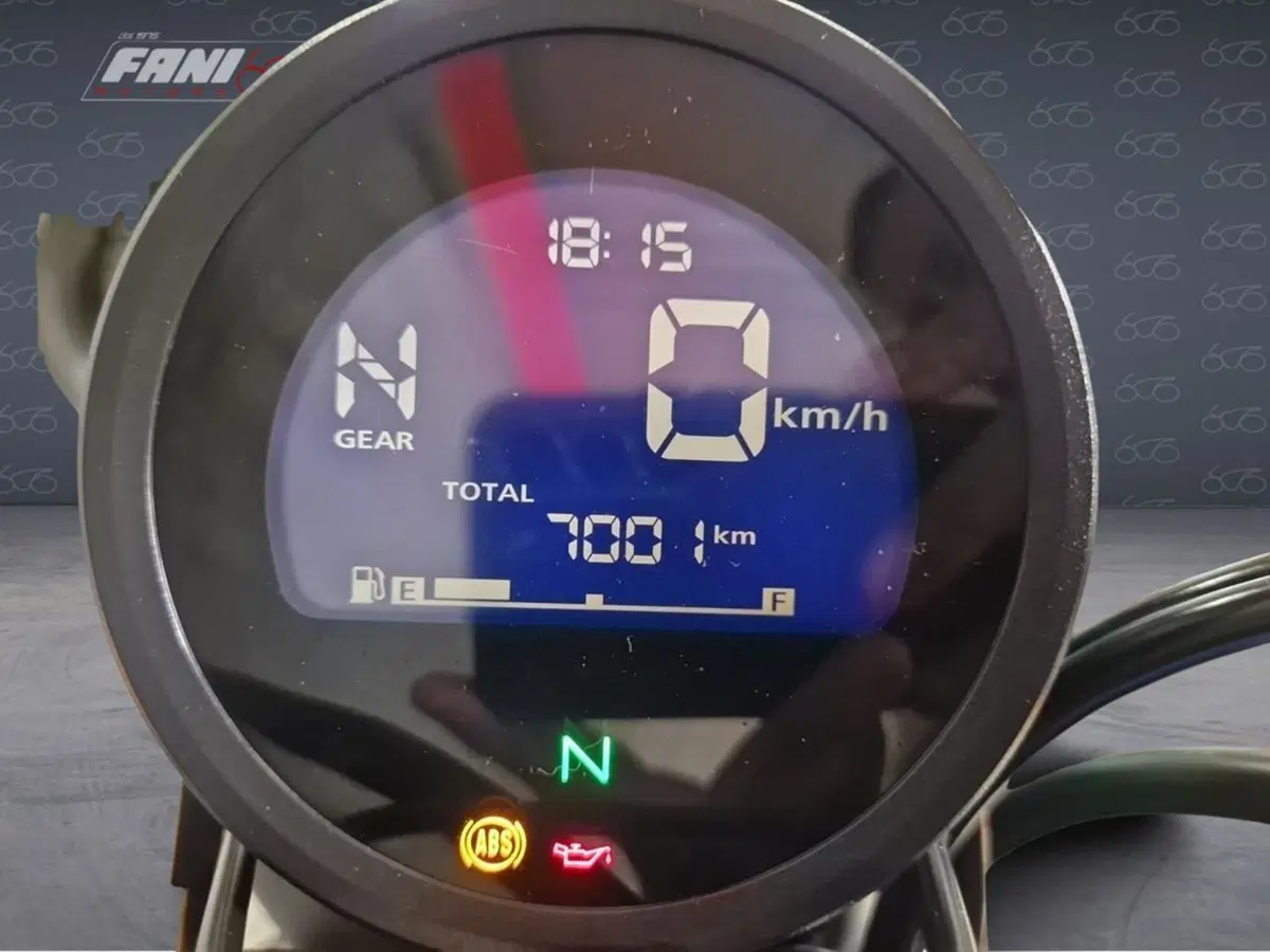 Honda CL500 (2025 - 26) (7)