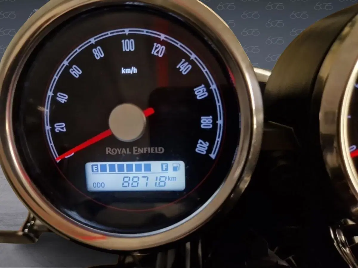 Royal Enfield Interceptor 650 (2021 - 26) (6)