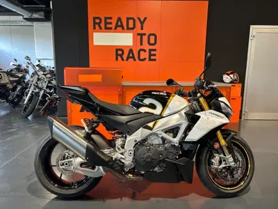 Aprilia Tuono V4 Factory (2021 - 24) usata