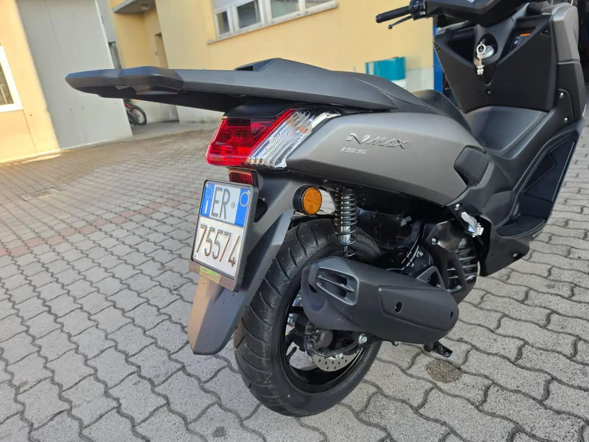Yamaha N-Max 155 (2017 - 20) (2)