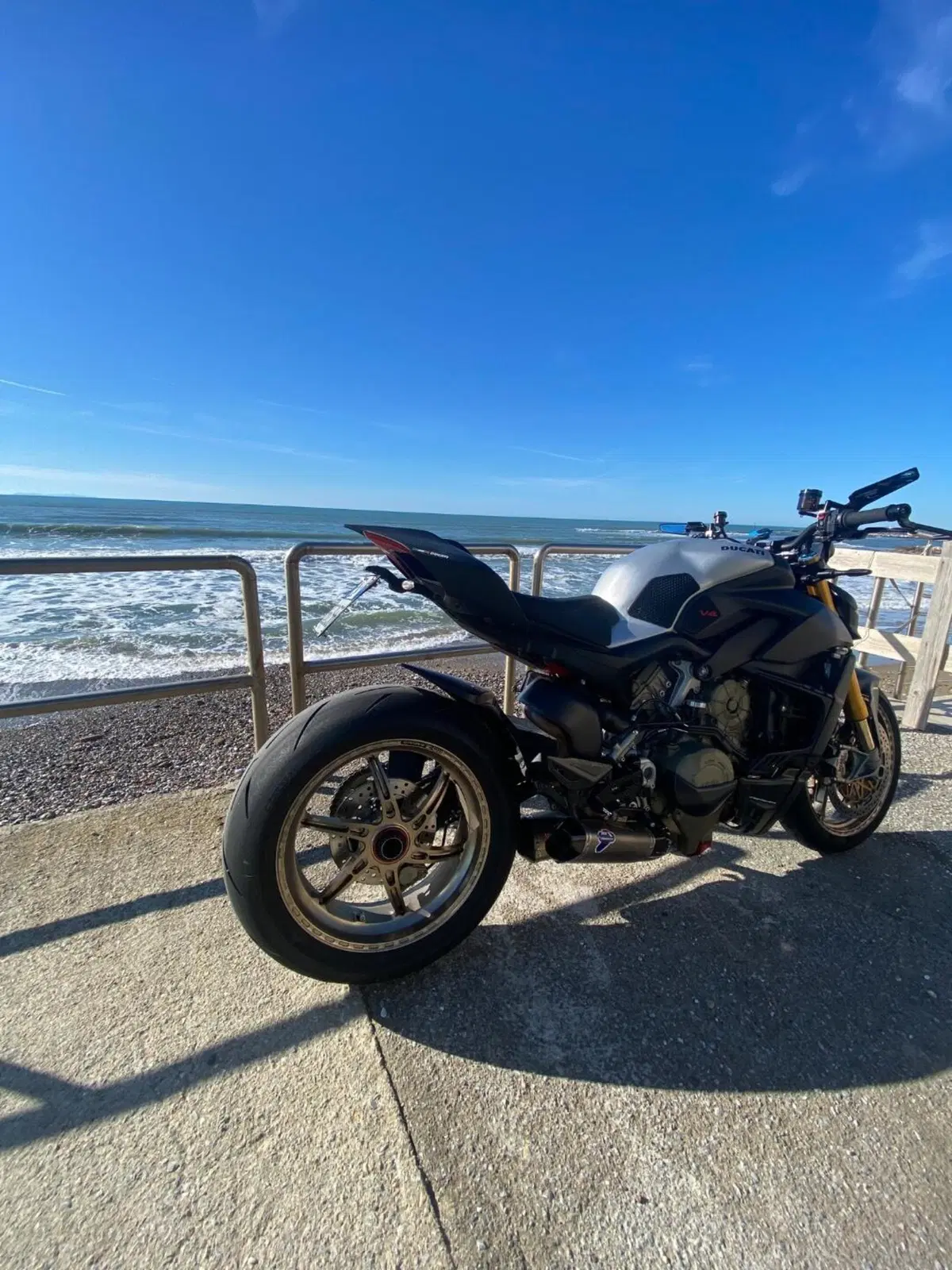 Ducati Streetfighter V4 1100 S (2020) (3)