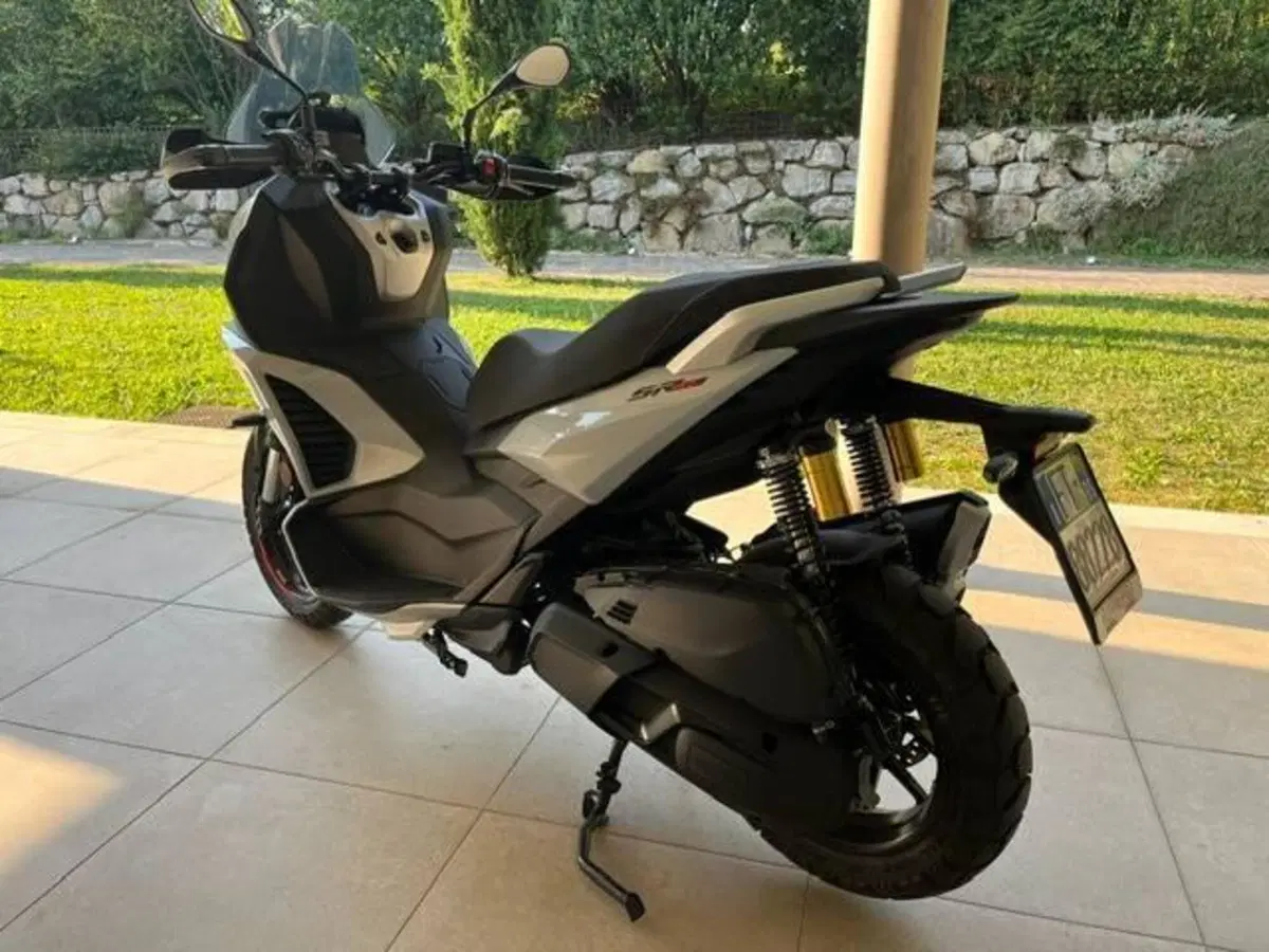 Aprilia SR GT 400 (2026) (5)
