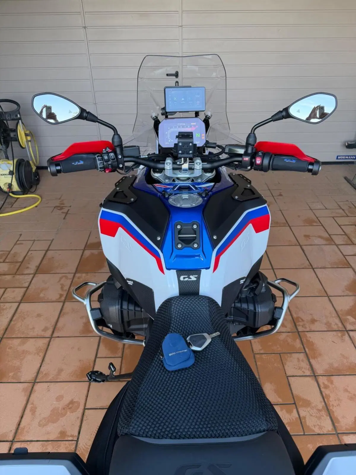Bmw R 1300 GS Adventure Trophy (2025 - 26) (3)