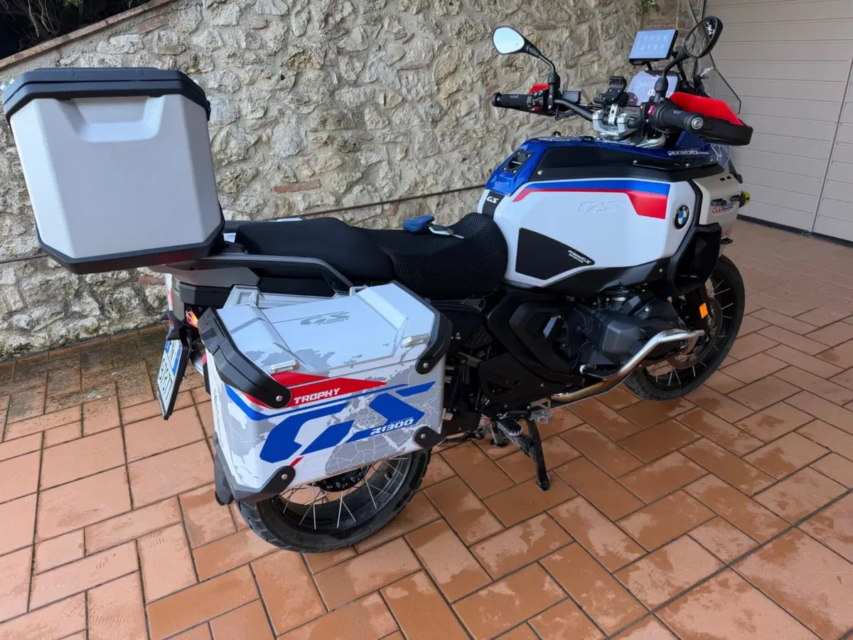Bmw R 1300 GS Adventure Trophy (2025 - 26) (5)