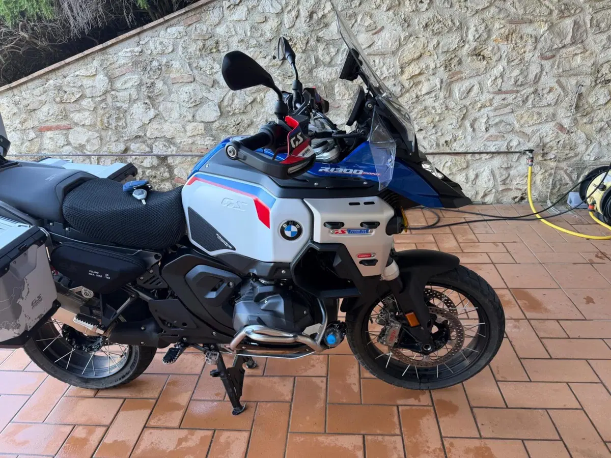 Bmw R 1300 GS Adventure Trophy (2025 - 26) (6)