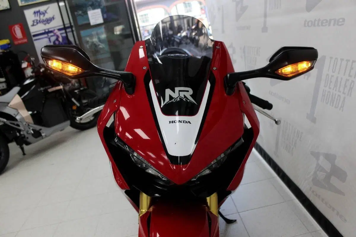 Honda CBR 1000 RR Fireblade (2017 - 19) (4)
